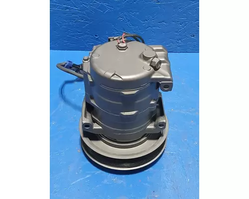 Air Conditioner Compressor DETROIT DD15 Diesel Truck Parts