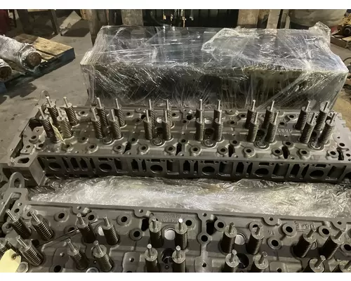 Cylinder Head DETROIT DD15 Hd Truck Repair &amp; Service