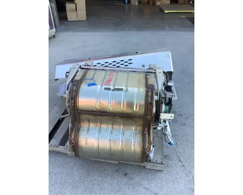 DPF (Diesel Particulate Filter) DETROIT DD16 Hagerman Inc.