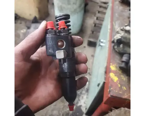 Fuel Injector Detroit Other Caseyâs Truck Salvage World