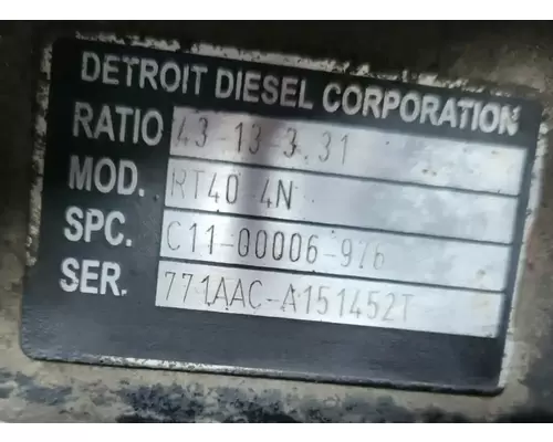 Detroit RT40-4N Axle Assembly, Rear