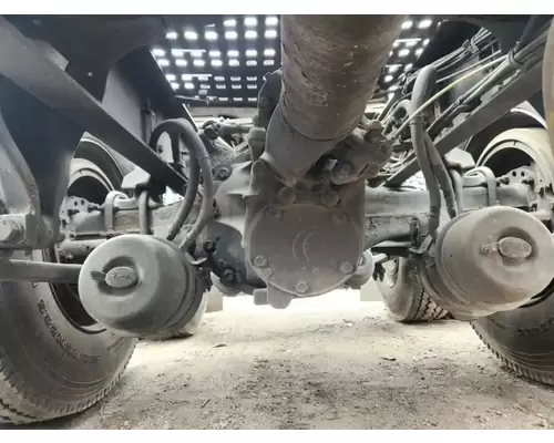 Detroit RT40-4N Axle Assembly Housing