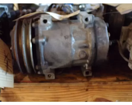 Air Conditioner Compressor DETROIT Series 60 11.1 (ALL) Big Rig Truck Salvage, LLC