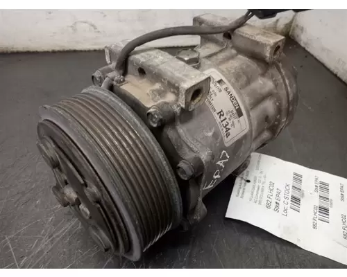 Detroit Series 60 12.7 (ALL) Air Conditioner Compressor
