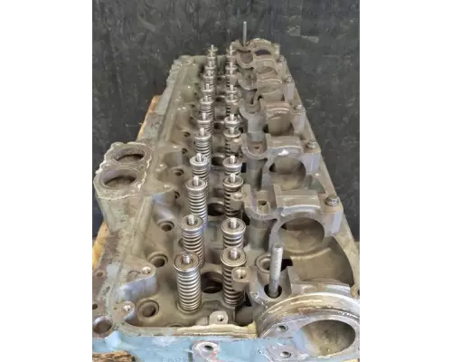 Detroit Series 60 14.0L DDEC VI Cylinder Head