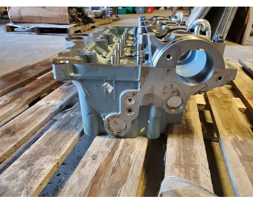 Detroit  Cylinder Head