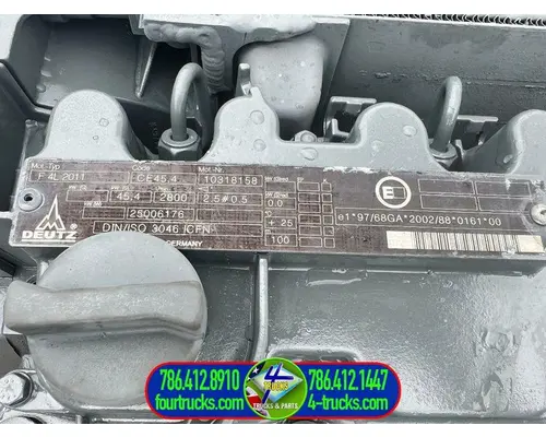Deutz F4L2011 Engine Assembly