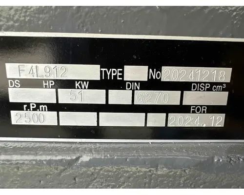 Deutz F4L912 Engine Assembly
