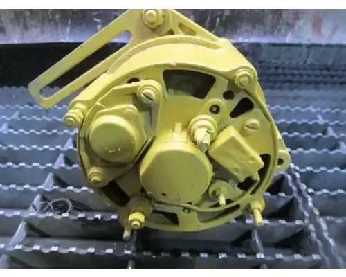 Deutz F6L912 Alternator