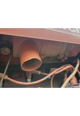 Ditch Witch R40 Equip Air Cleaner