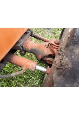 Ditch Witch R40 Equip Axle