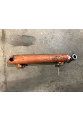 Ditch Witch R40 Equip Hydraulic Cylinder