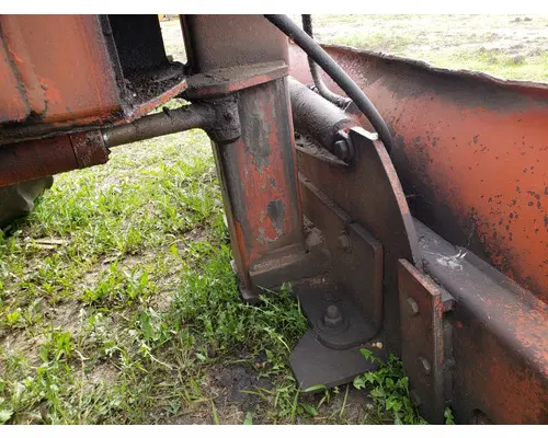 Ditch Witch R40 Equip Linkage