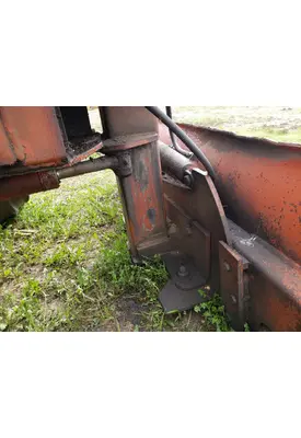 Ditch Witch R40 Equip Linkage