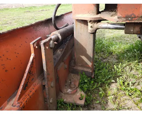 Ditch Witch R40 Equip Linkage