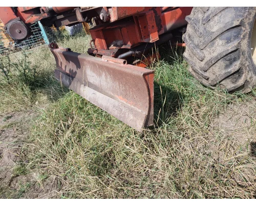Ditch Witch R40 Equipment (Mounted)