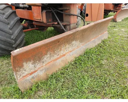 Ditch Witch R40 Equipment (Mounted)