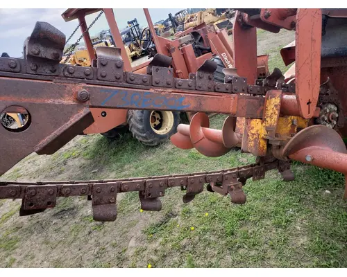 Ditch Witch R40 Equipment (Mounted)