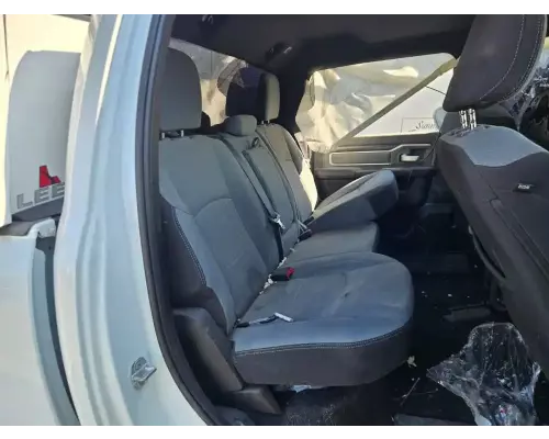 Dodge 2500 Seat, Front