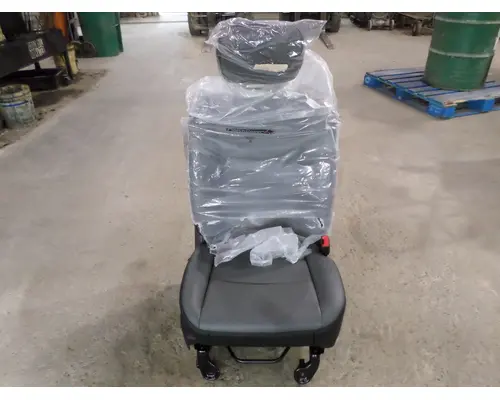 Seat, Front DODGE 5500 SERIES LKQ Thompson Motors - Wykoff