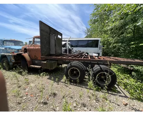 Complete Vehicle DODGE D Series 2679707 Ontario Inc