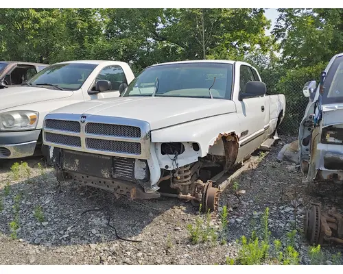 Complete Vehicle DODGE p/u Truck Salvage International Inc