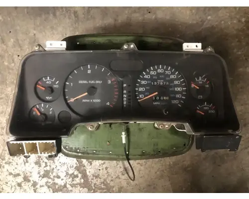Dodge RAM 2500 Instrument Cluster