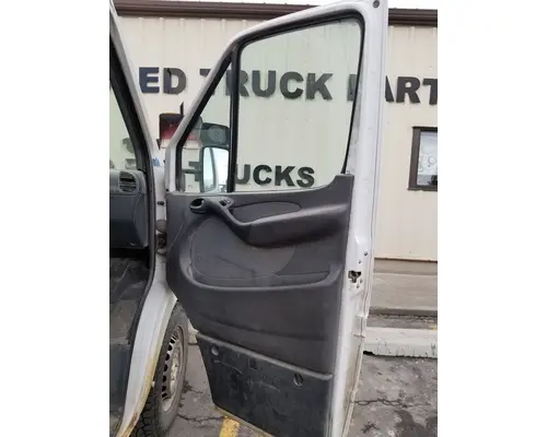 Dodge SPRINTER 2500 Door Assembly, Front