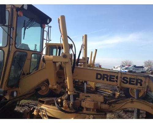 Dresser 850 Equip Hydraulic Cylinder