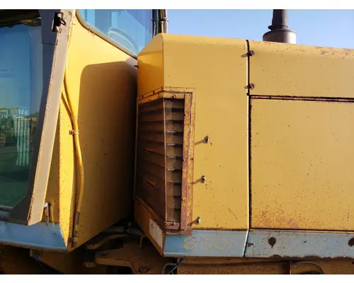 Dresser 850 Equip Radiator Support