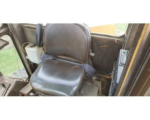 Dresser 850 Equip Seat