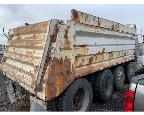 Body / Bed Dump Bodies 17 FT Holst Truck Parts