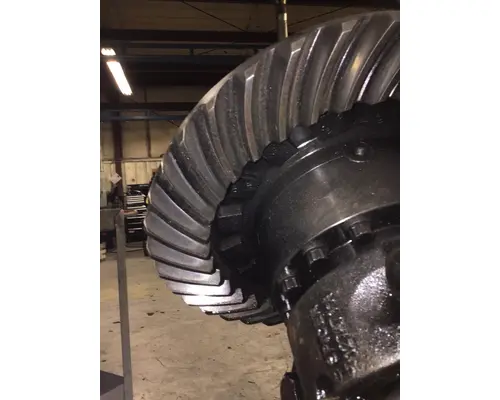 EATON-SPICER 17060SR529 DIFFERENTIAL ASSEMBLY REAR REAR