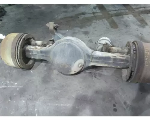 EATON-SPICER 17060S AXLE ASSEMBLY, REAR (REAR)