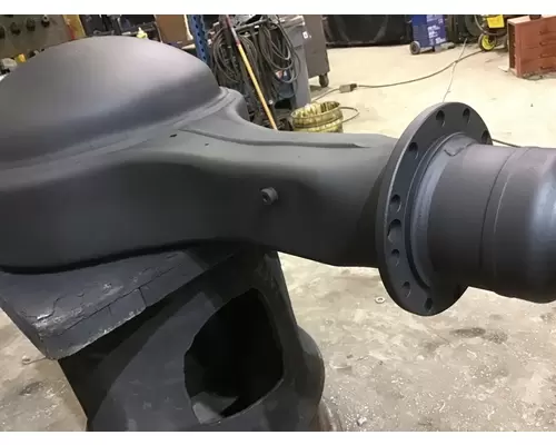 EATON-SPICER 17200 AXLE HOUSING, REAR (REAR)