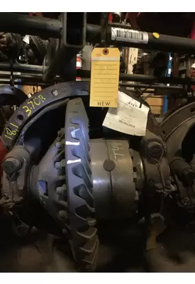EATON-SPICER 18120R370 DIFFERENTIAL ASSEMBLY REAR REAR