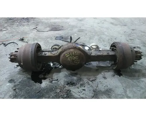 EATON-SPICER 19060SR557 DIFFERENTIAL ASSEMBLY REAR REAR