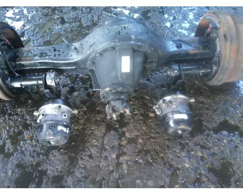 EATON-SPICER 21060S AXLE ASSEMBLY, REAR (REAR)