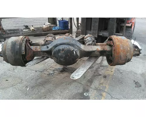 EATON-SPICER 21060S AXLE ASSEMBLY, REAR (REAR)