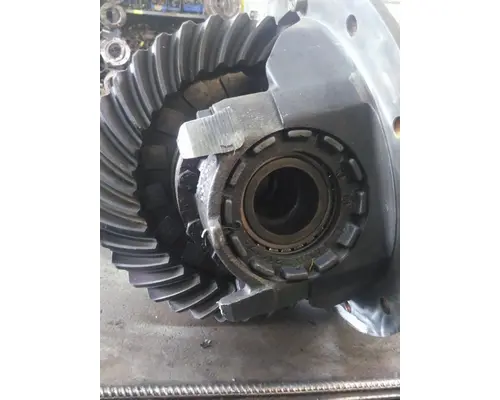 EATON-SPICER 21065SR411 DIFFERENTIAL ASSEMBLY REAR REAR