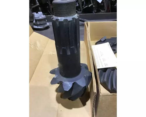 EATON-SPICER 34DS RING GEAR AND PINION