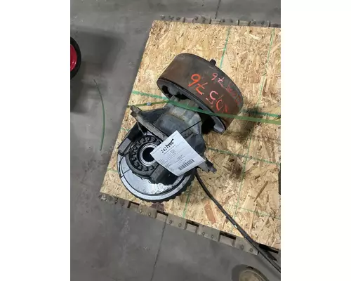 EATON SPICER 4300 Cutoff Assembly (Complete With Axles)