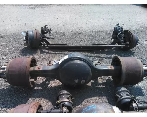 EATON-SPICER CANNOT BE IDENTIFIED AXLE HOUSING, REAR (REAR)