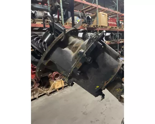 EATON SPICER Cascadia Cutoff Assembly (Complete With Axles)