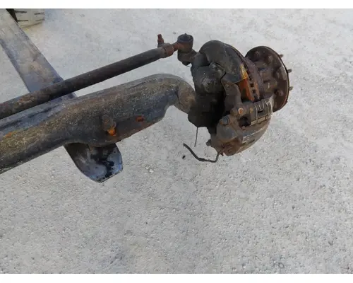 EATON-SPICER D-700 AXLE ASSEMBLY, FRONT (STEER)