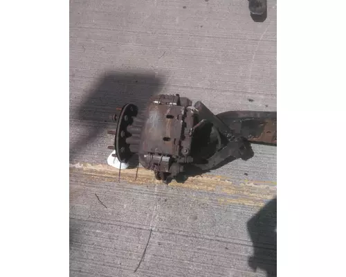 EATON-SPICER D-700 AXLE ASSEMBLY, FRONT (STEER)