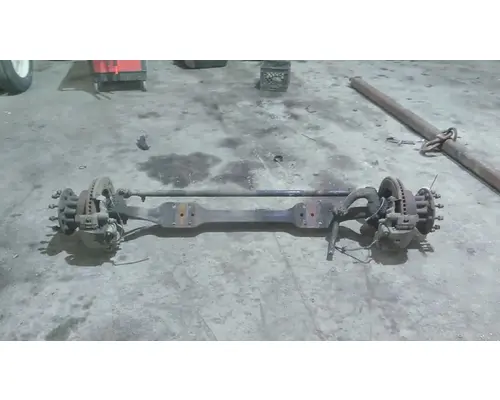 EATON-SPICER D-700 AXLE ASSEMBLY, FRONT (STEER)