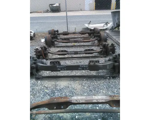 EATON-SPICER D-800F AXLE ASSEMBLY, FRONT (STEER)