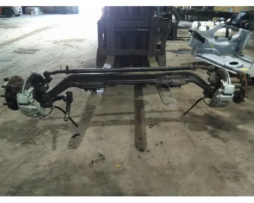 EATON-SPICER D-800F AXLE ASSEMBLY, FRONT (STEER)
