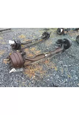 EATON-SPICER D-800 AXLE ASSEMBLY, FRONT (STEER)